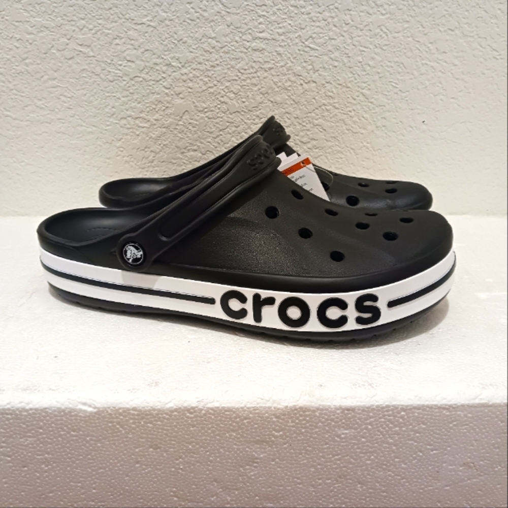 Crocs - Picture 1 of 4